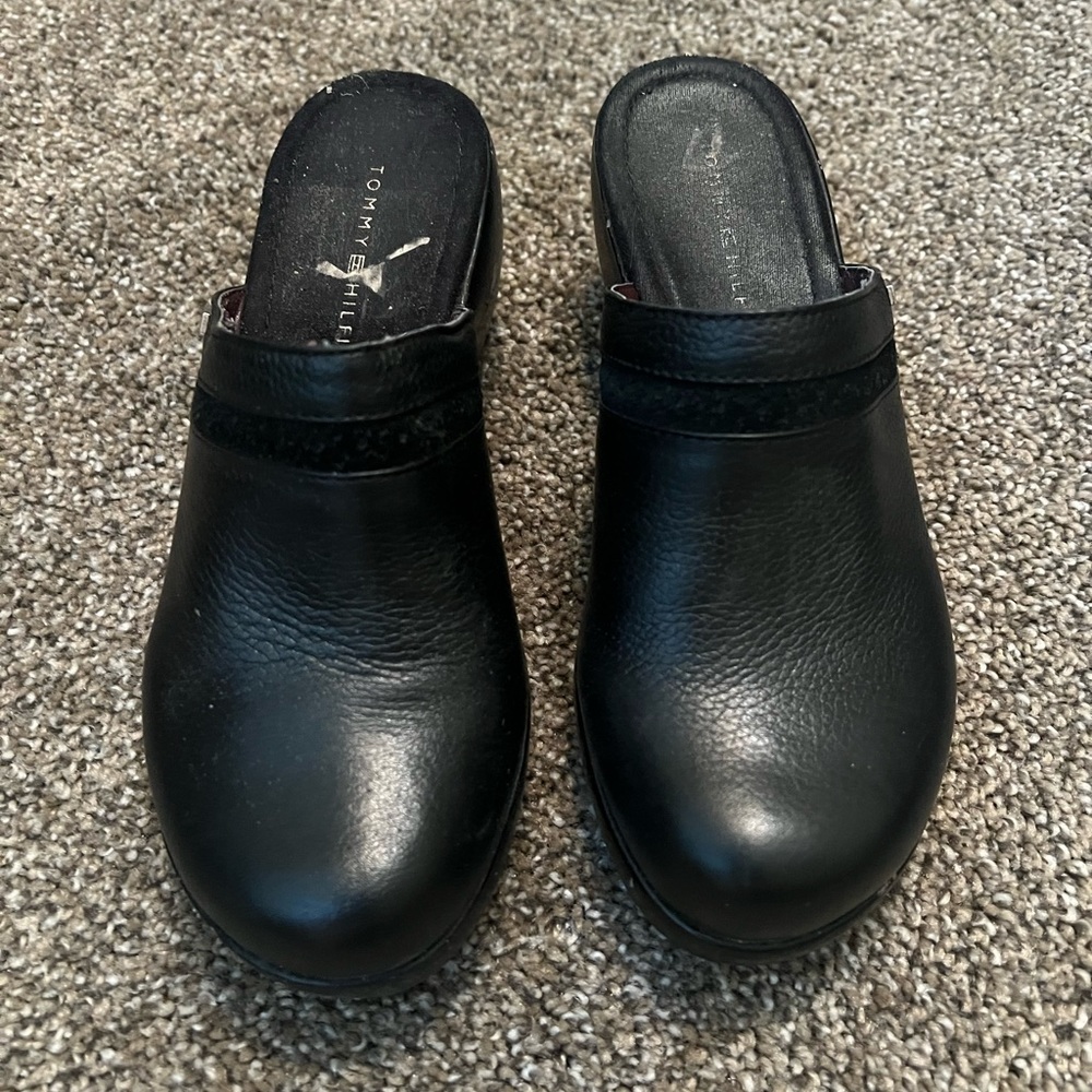 Tommy Hilfiger Black Leather Mules